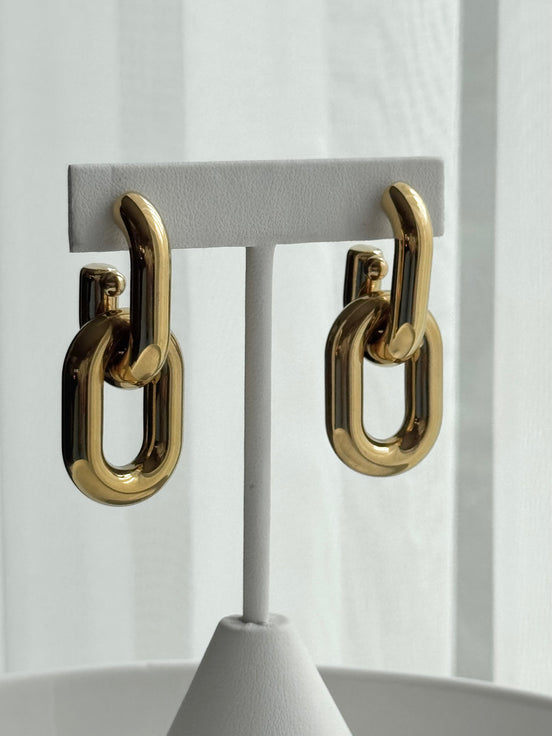 ARETES OVAL