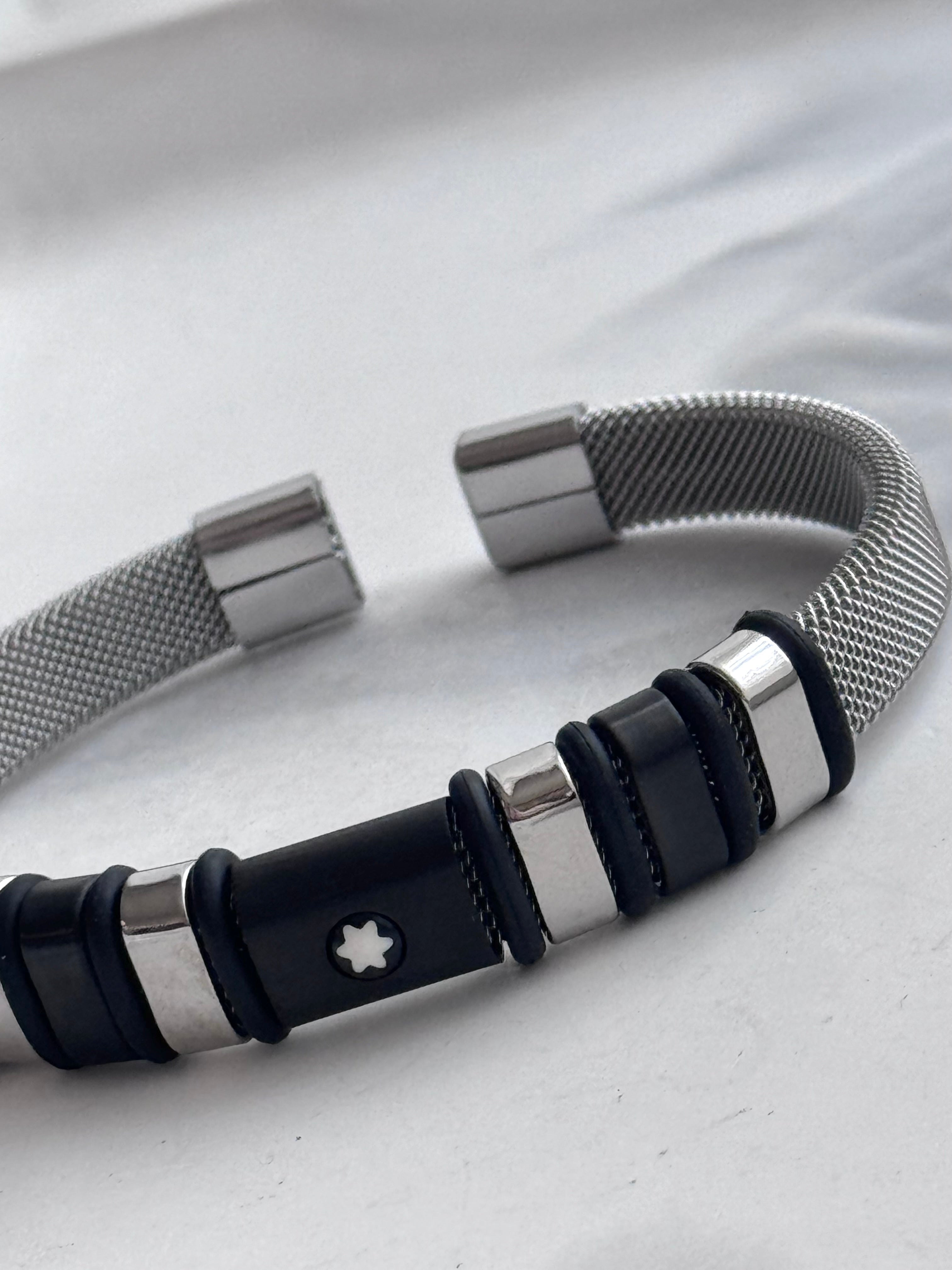 PULSERA ABIERTA PLATEADA