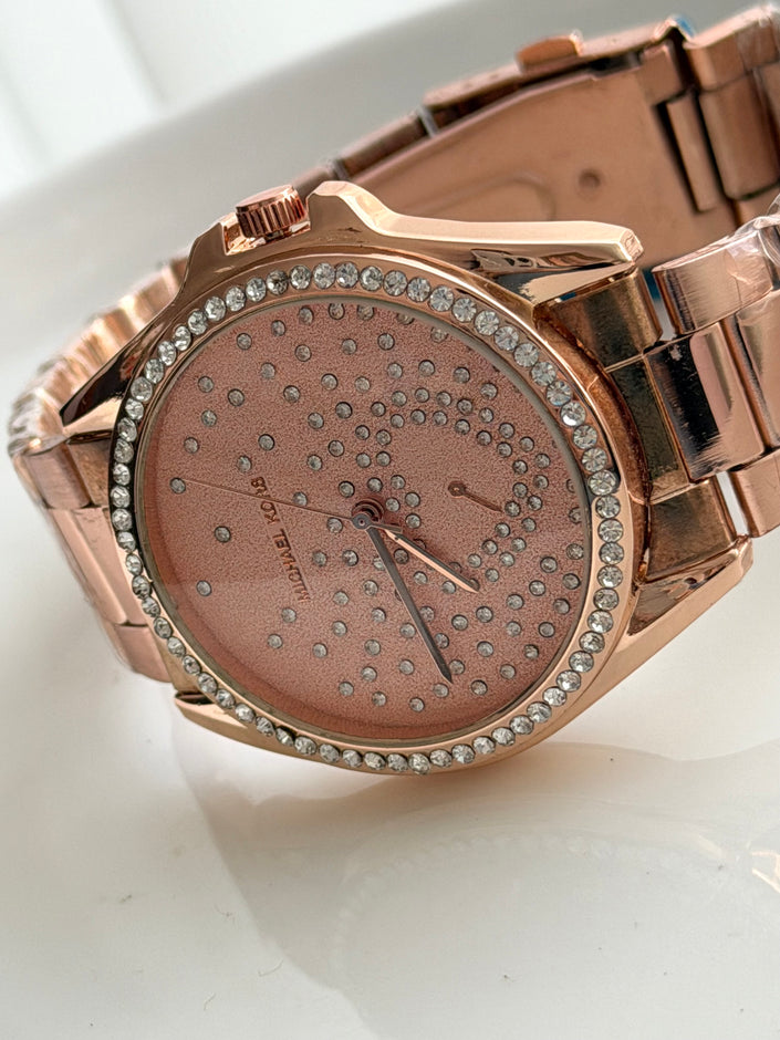 RELOJ CON CRISTAL