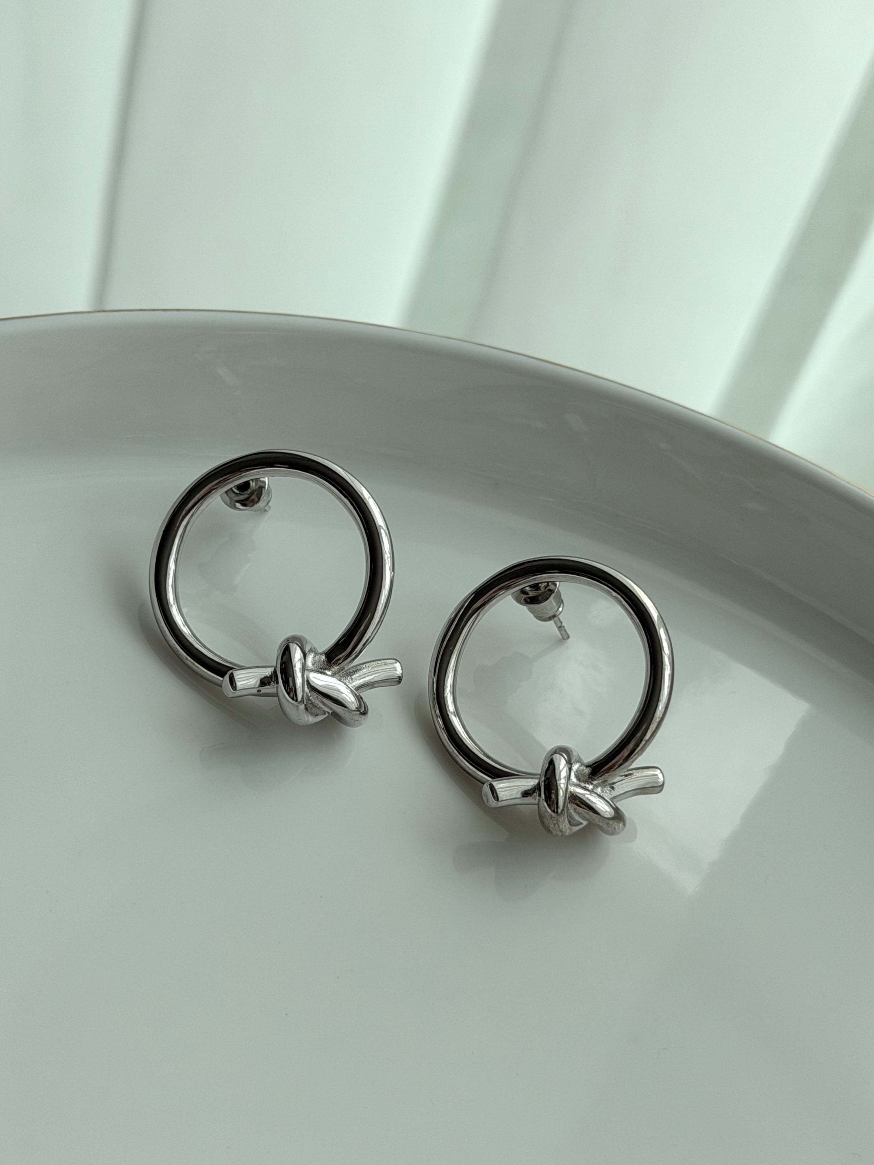 ARETE NUDO