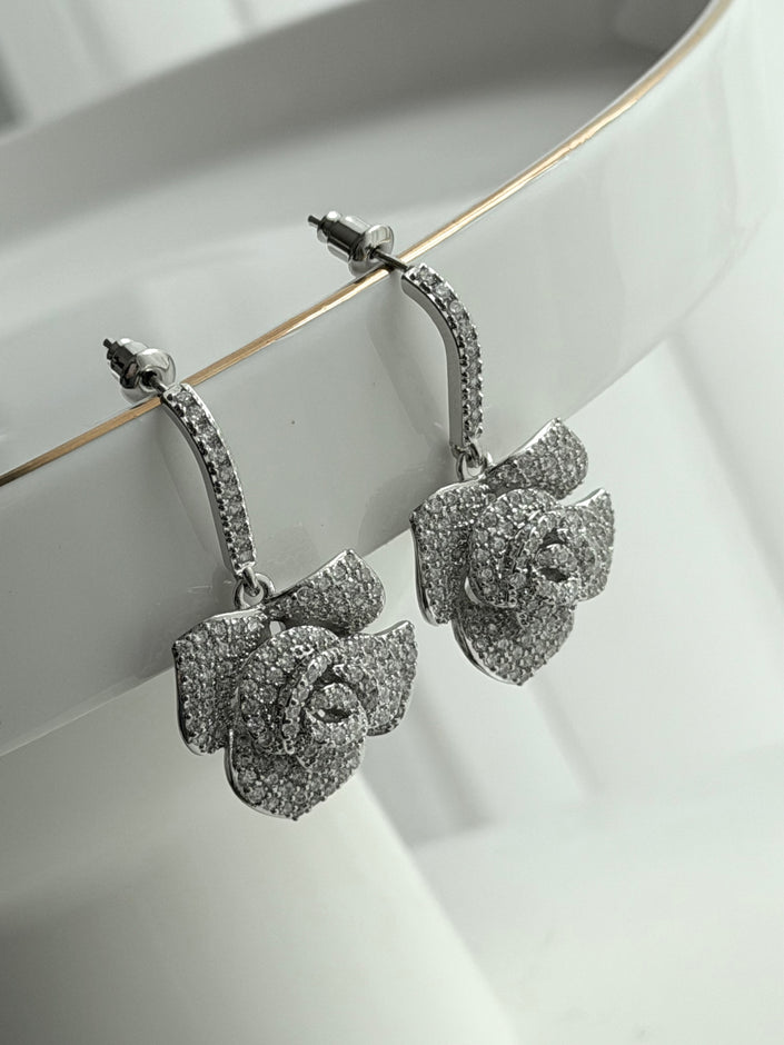 ARETES ROSA