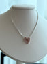 COLLAR CORAZÓN ROSA