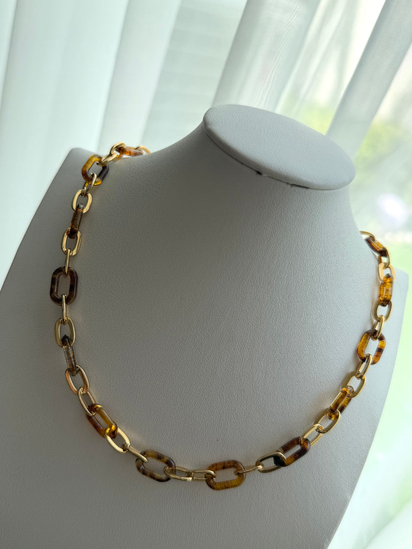 COLLAR ESLABÓN CAREY