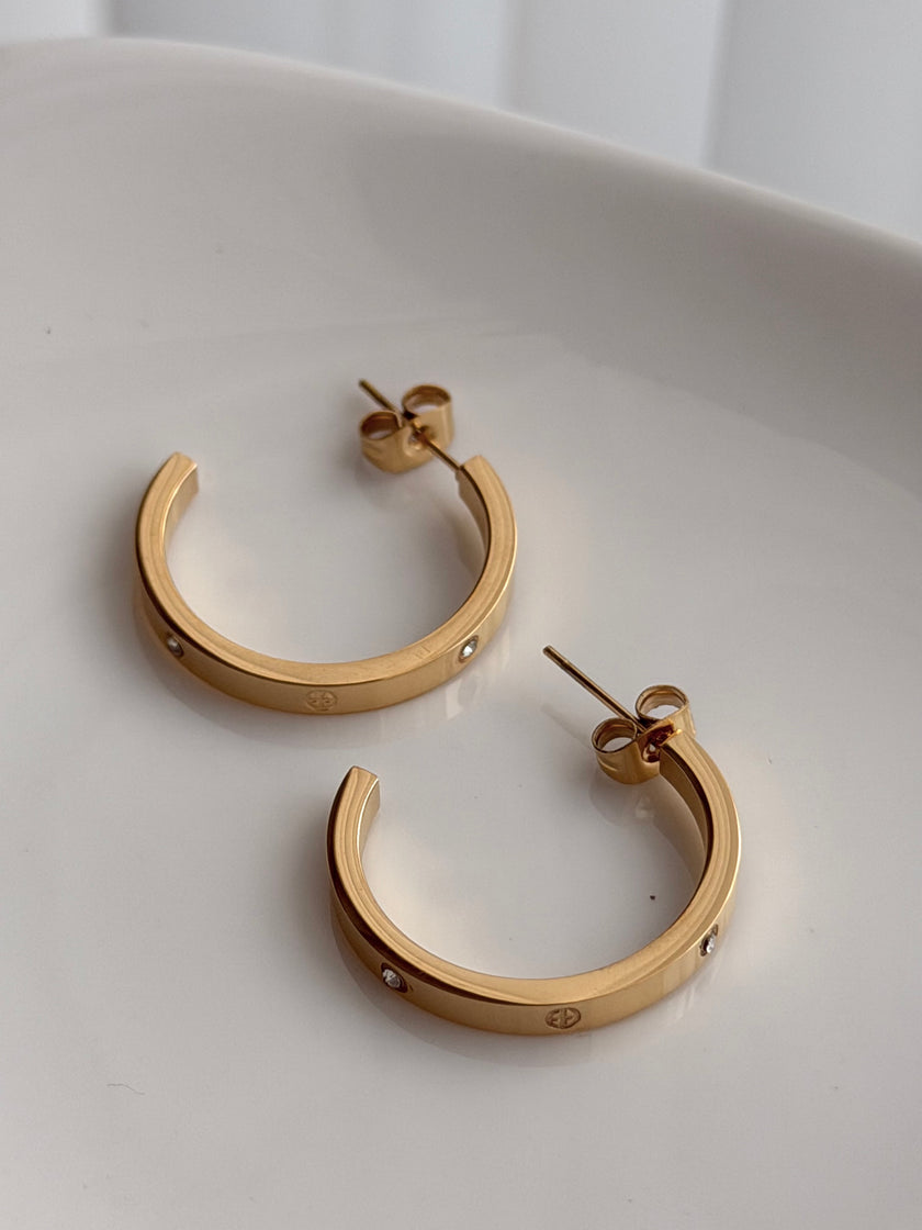 ARRACADA CON CRISTAL