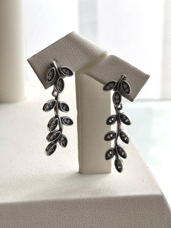 ARETES HOJAS  LARGO