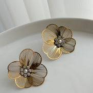 ARETE FLOR CON ZIRCONIA