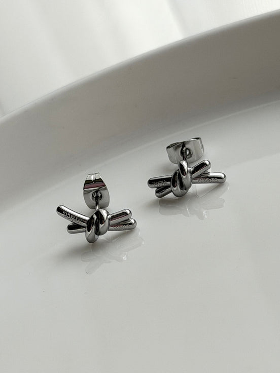 ARETE NUDO PLATA