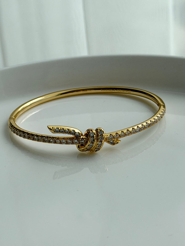 BRAZALETE NUDO
