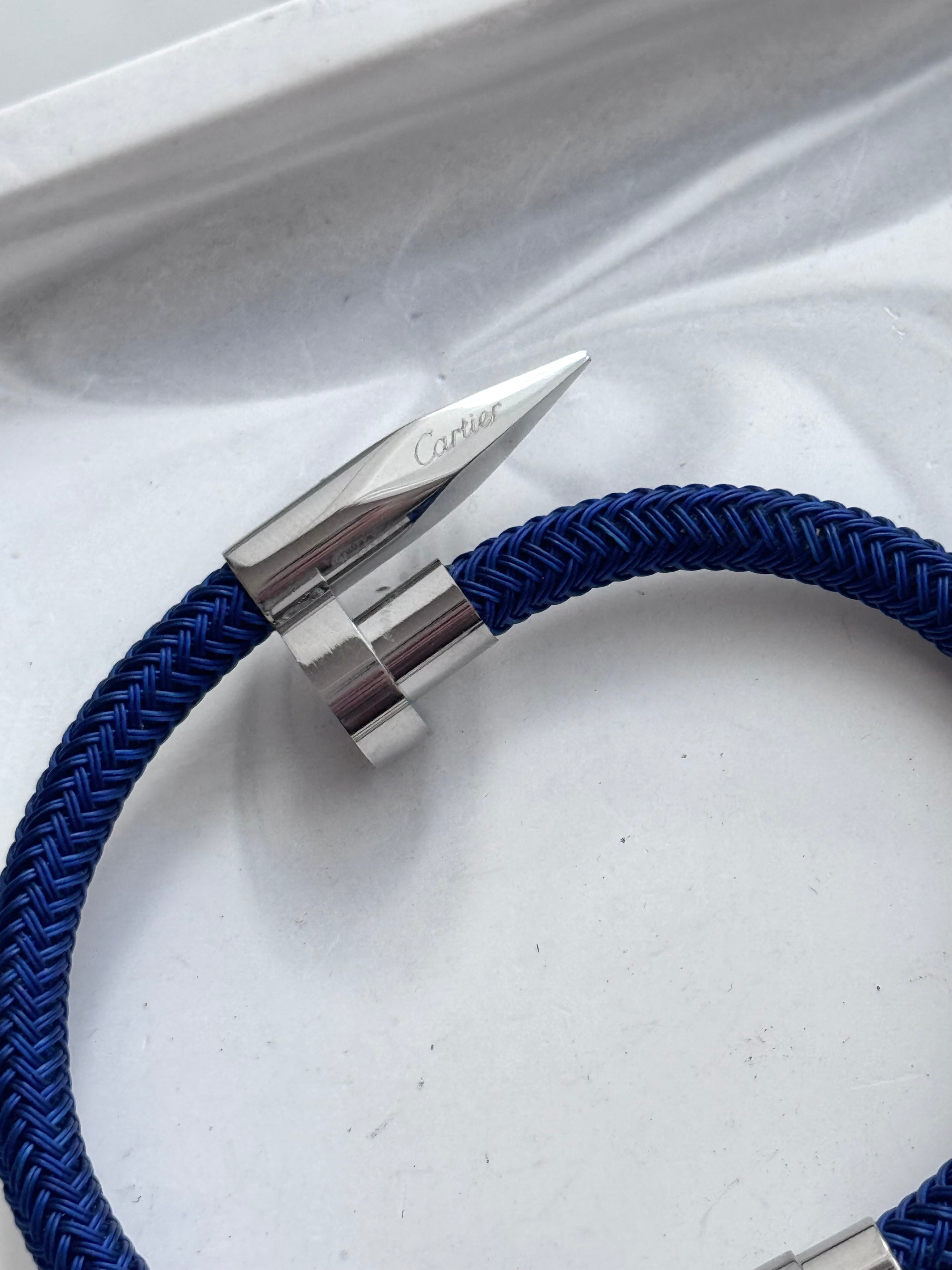 PULSERA CORREA AZUL CLAVO