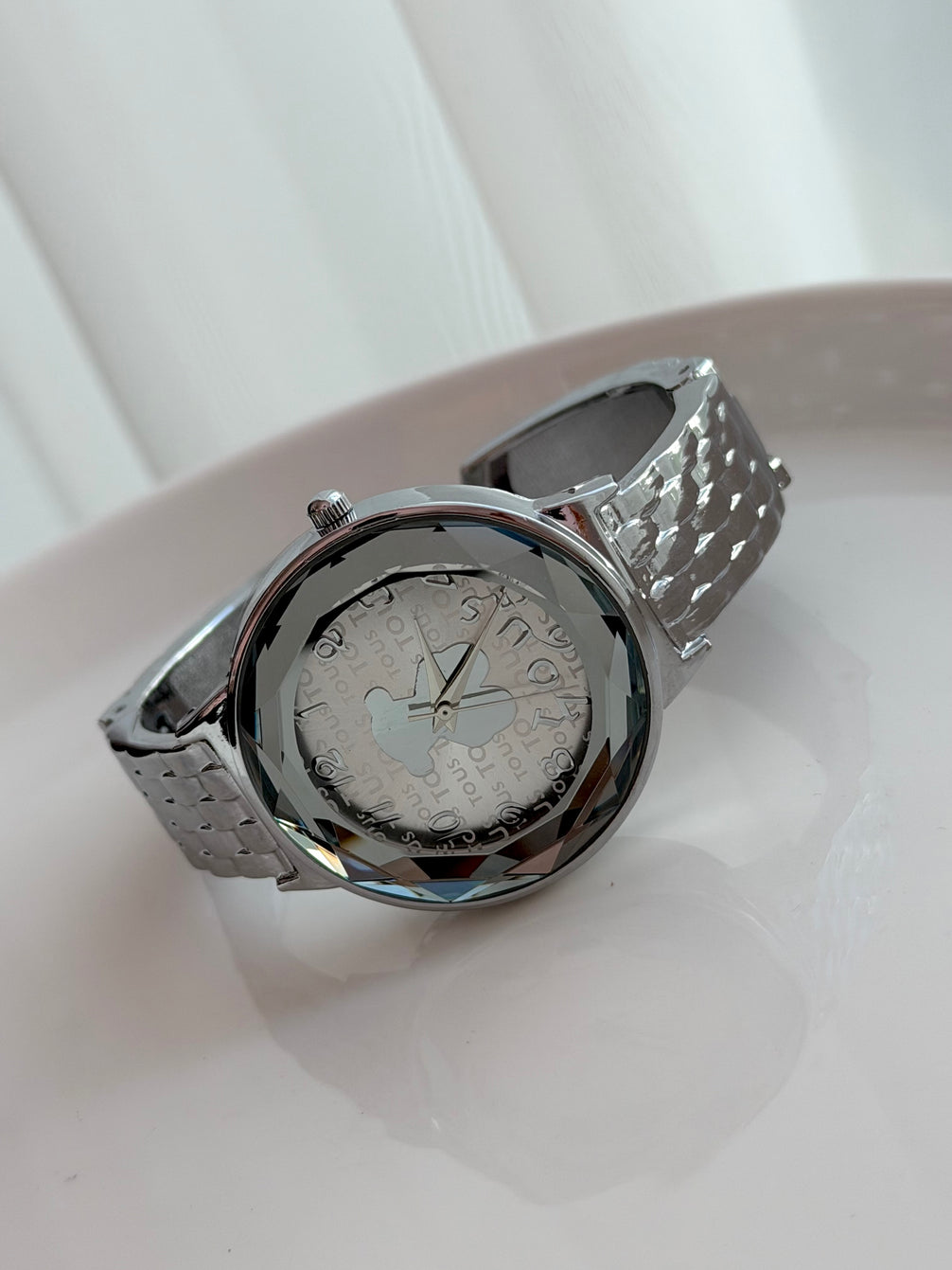 RELOJ PULSERA CON CRISTAL