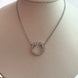 COLLAR T CON CRISTALES PLATEADO