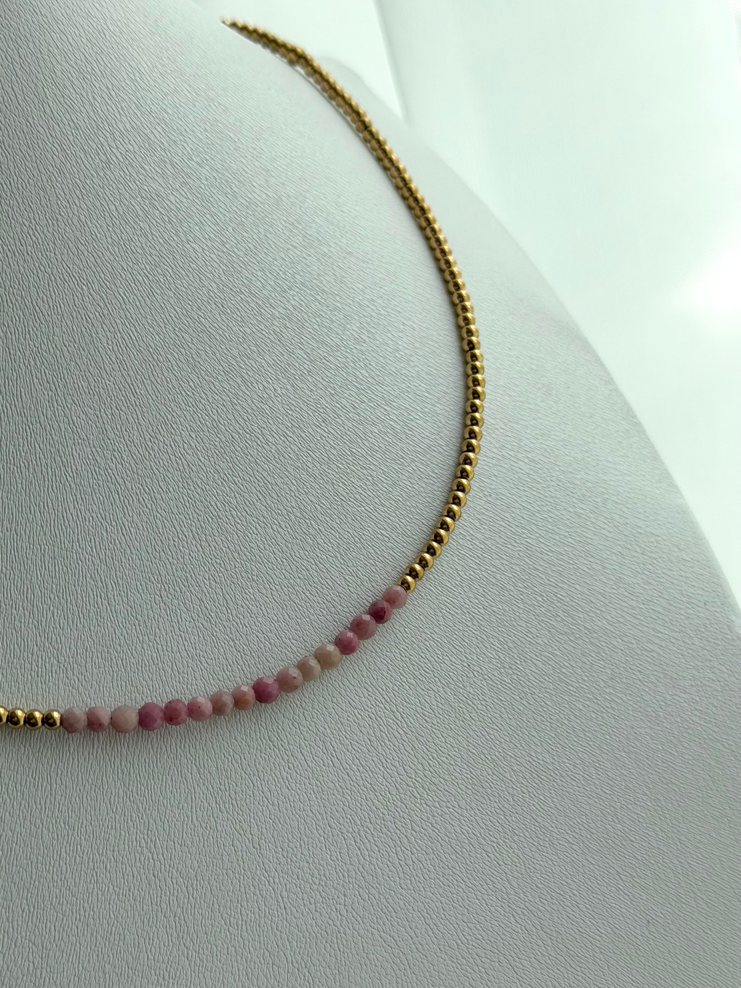 COLLAR BOLITAS CORAL