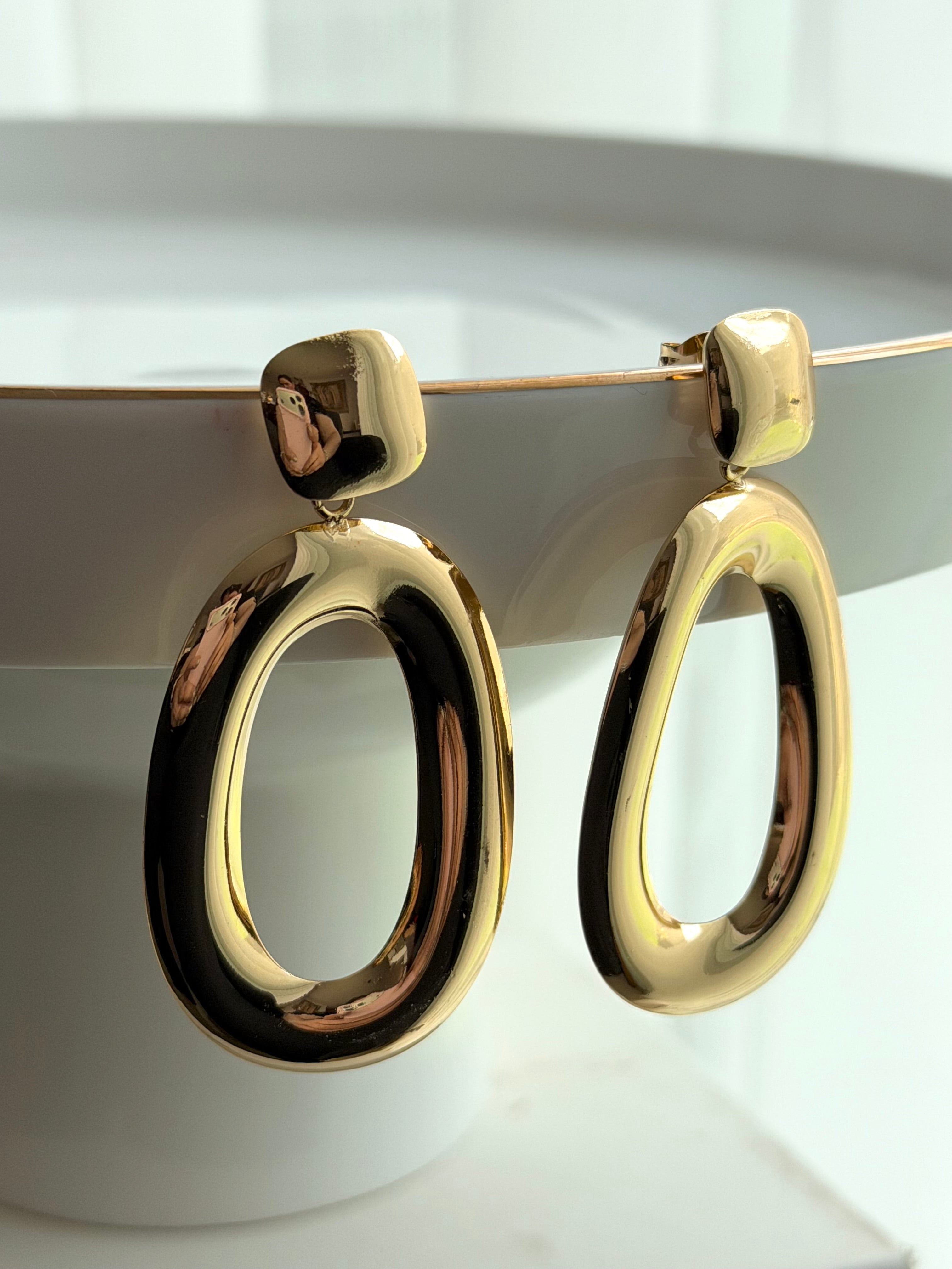 ARETE OVAL