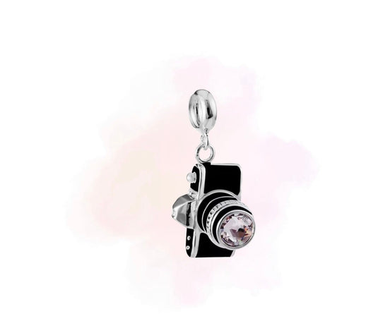 CHARM CAMARA