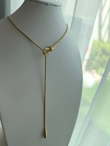 COLLAR CORBATERO GOTA
