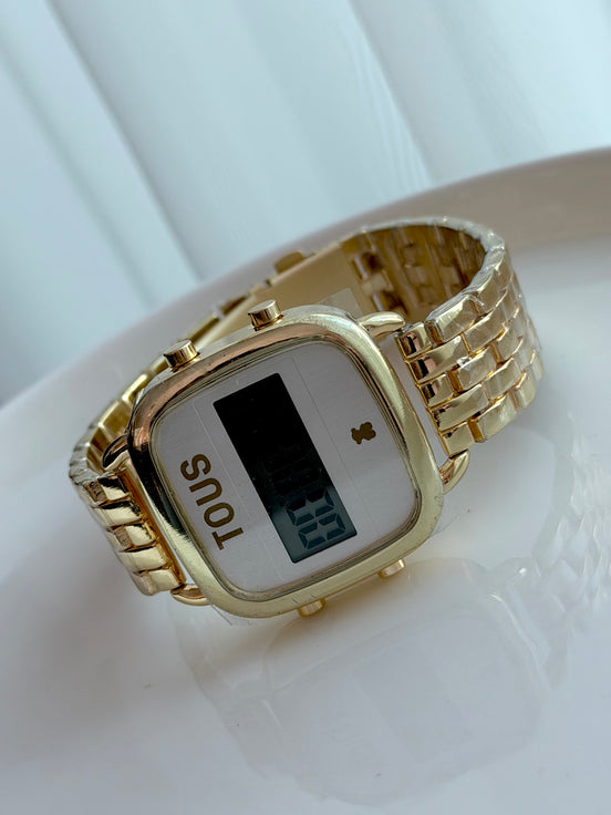 RELOJ DIGITAL