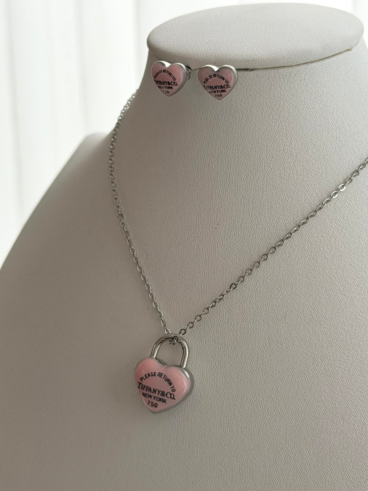 SET COMPLETO CORAZON ROSA
