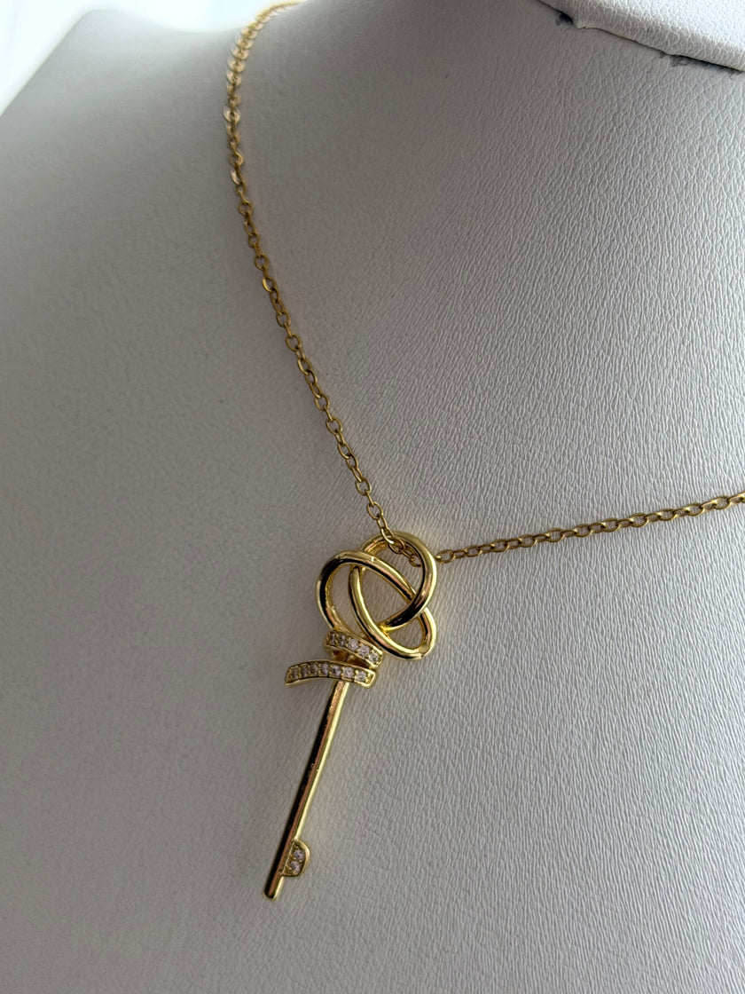 COLLAR LLAVE
