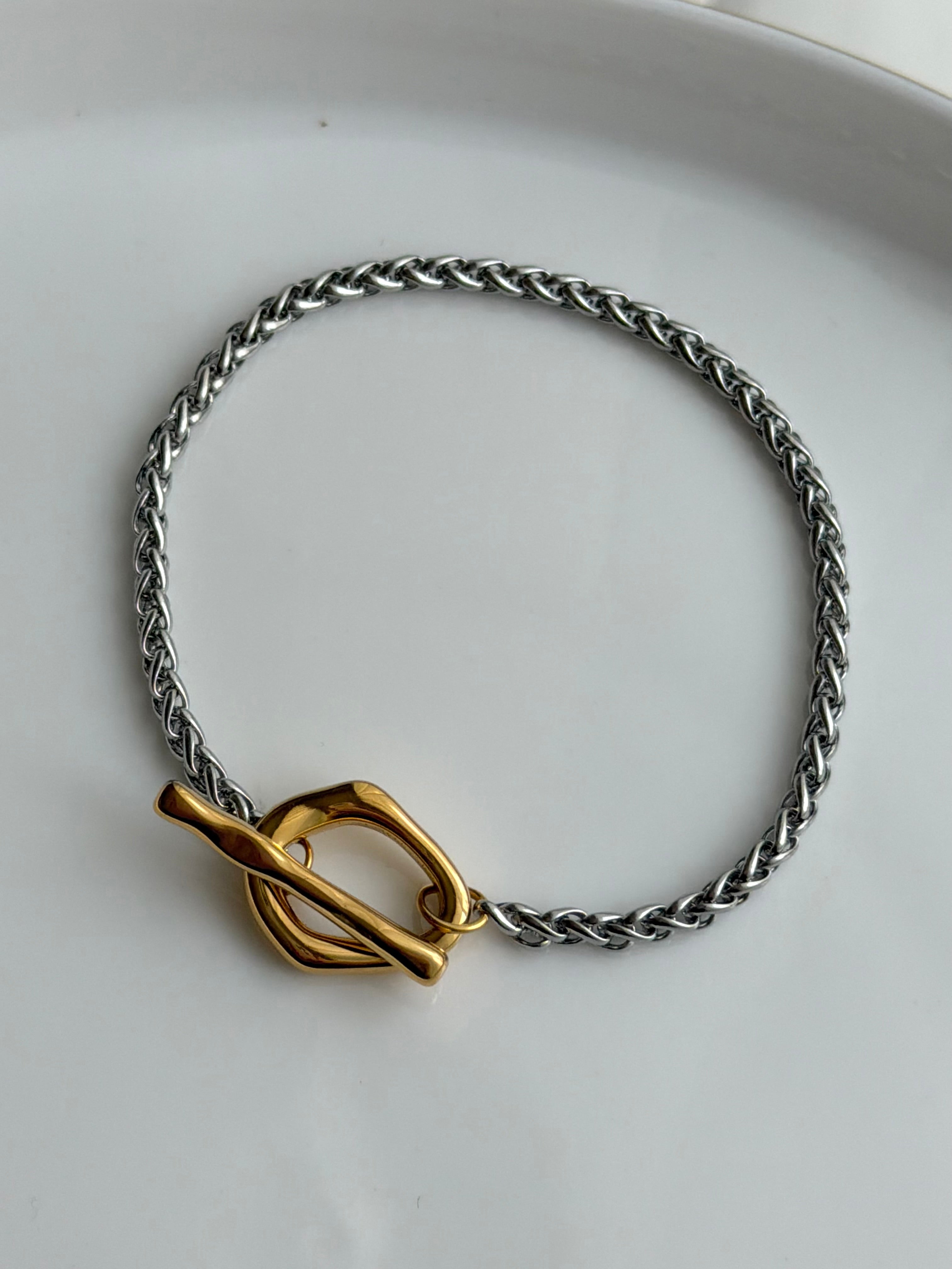 PULSERA BROCHE T
