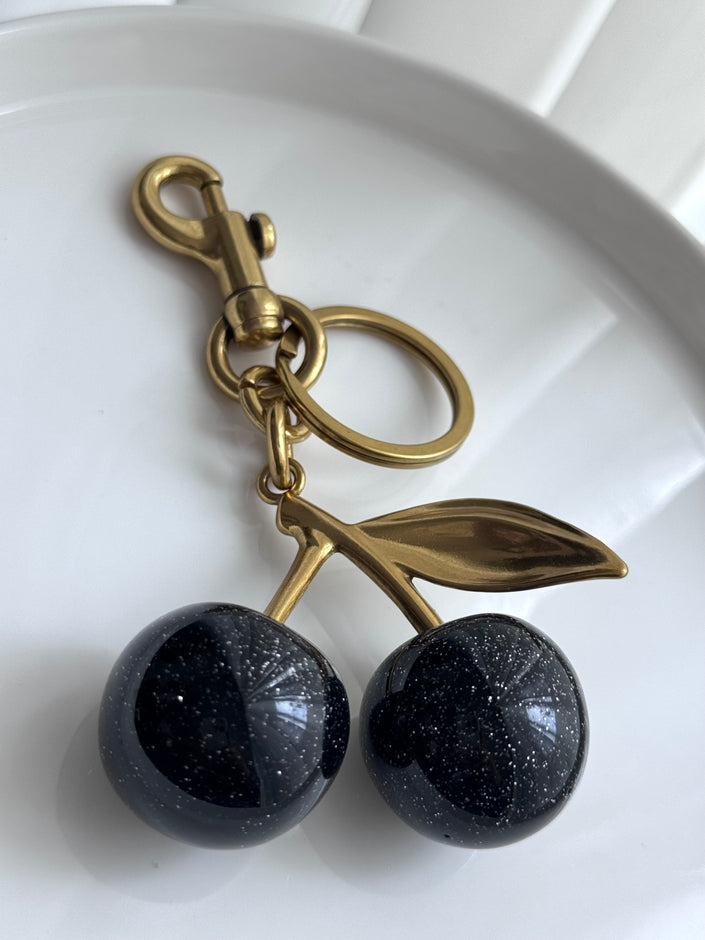 LLAVERO CEREZA NEGRO