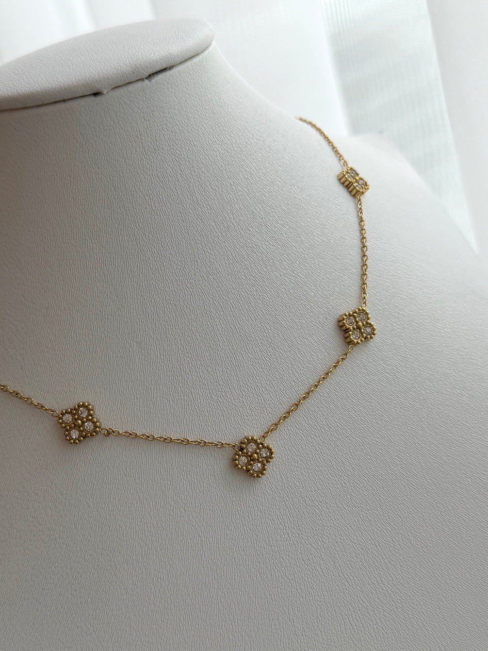 COLLAR TRÉBOL