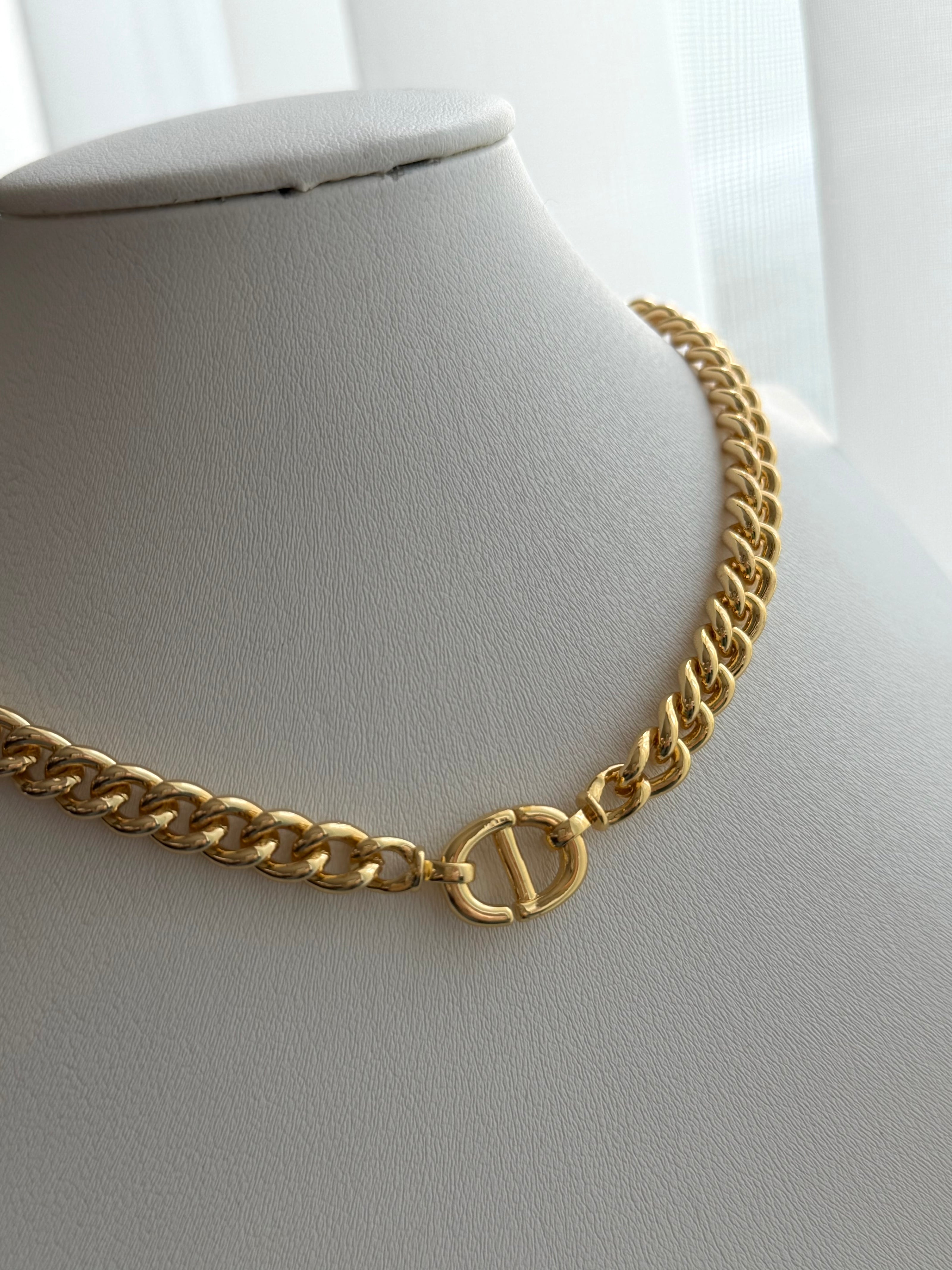 COLLAR CD
