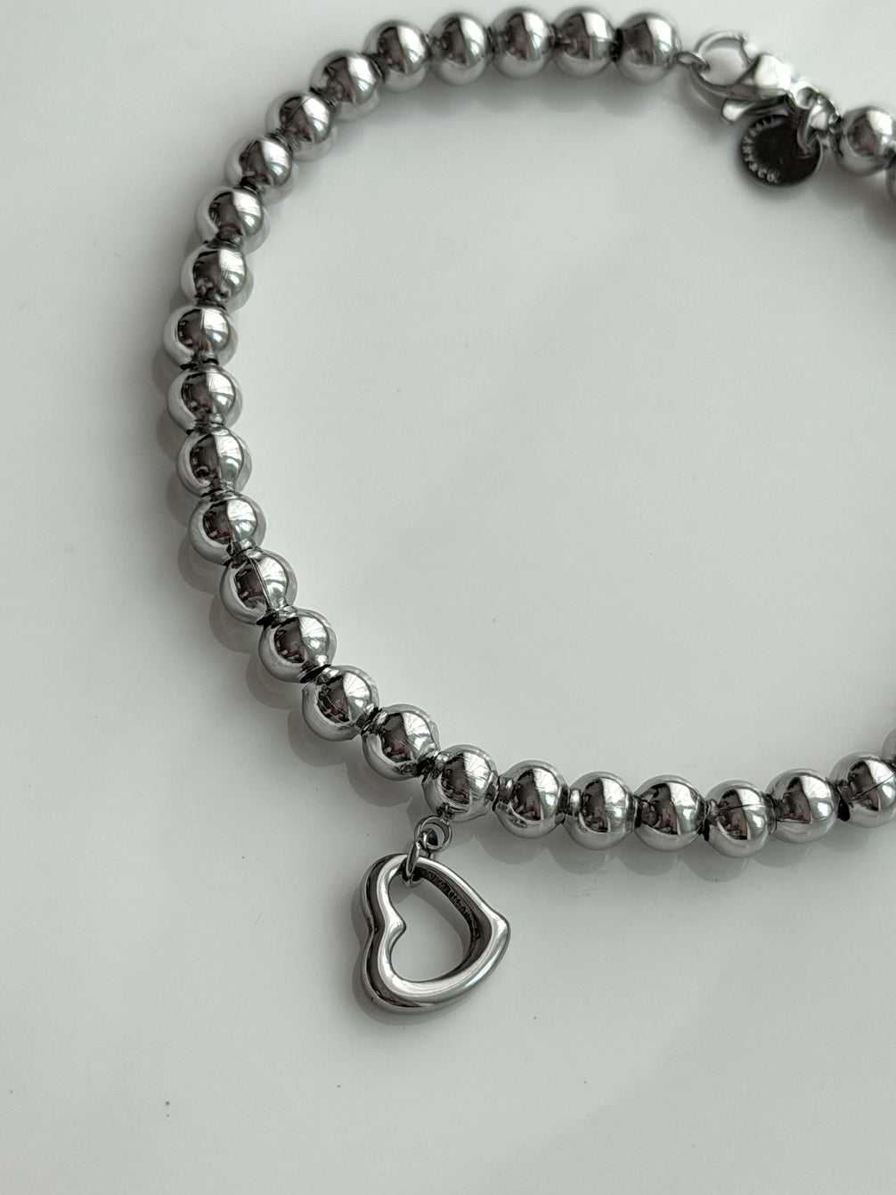 PULSERA BOLITAS CORAZON