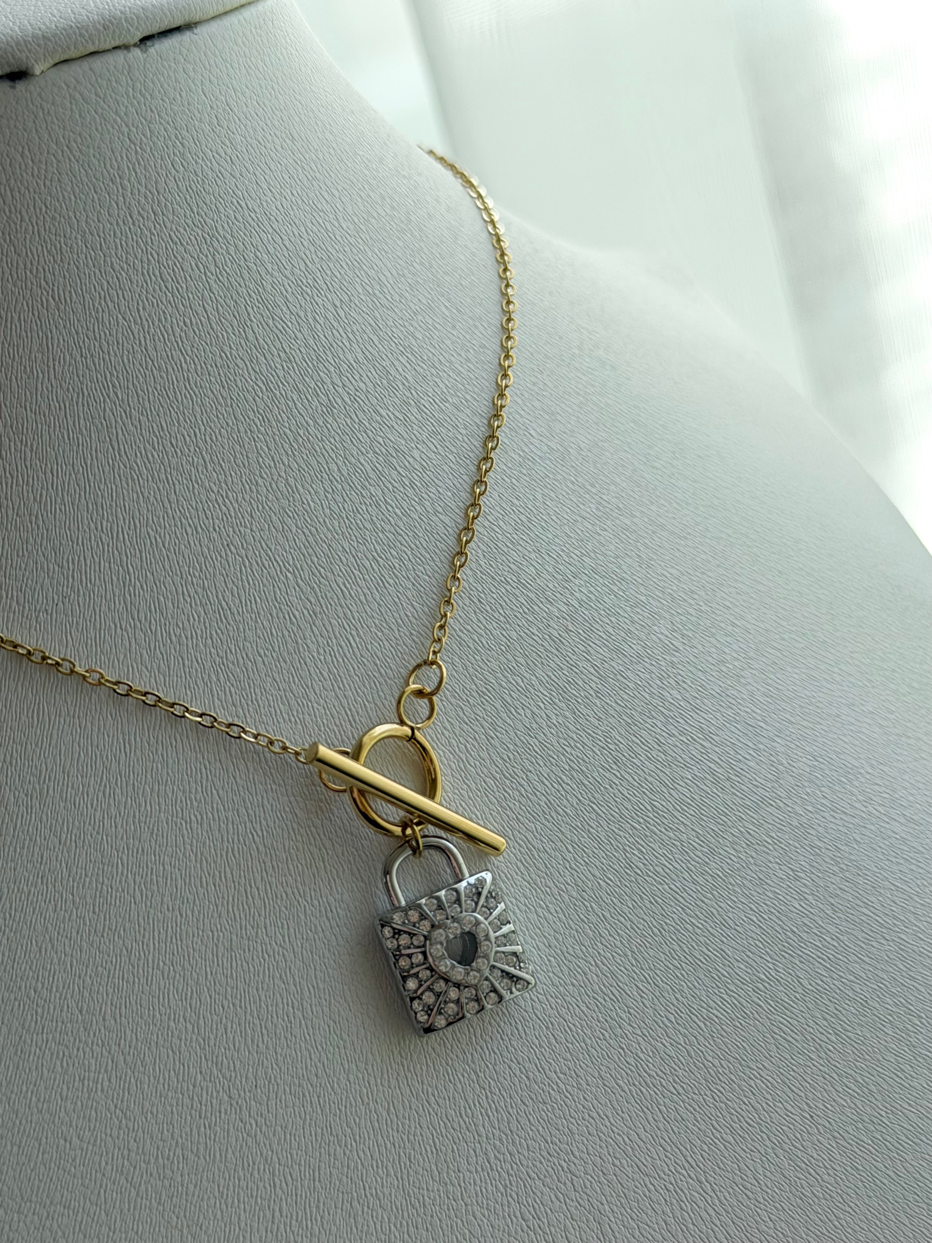 COLLAR CANDADO