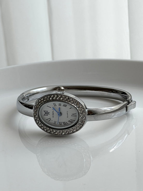 RELOJ TIPO PULSERA CON CRISTAL