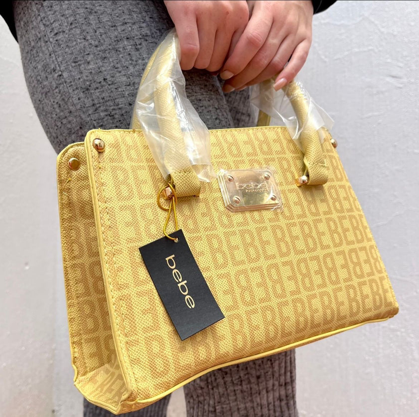 BOLSA BEBE CLUTCH AMARILLA