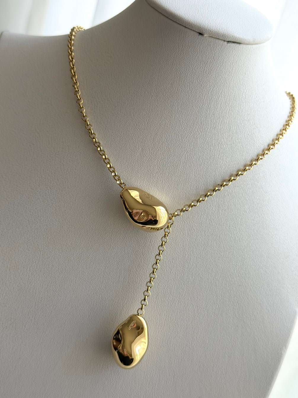 COLLAR IRREGULAR