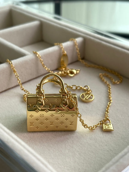 COLLAR BAG LV