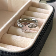 ANILLO OSO CON ZIRCONIA