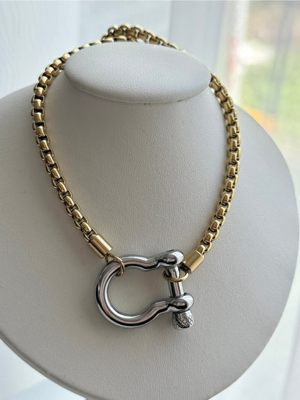 COLLAR BROCHE DE TUERCA