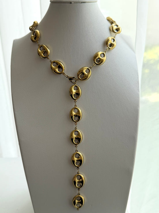 COLLAR CORBATERO