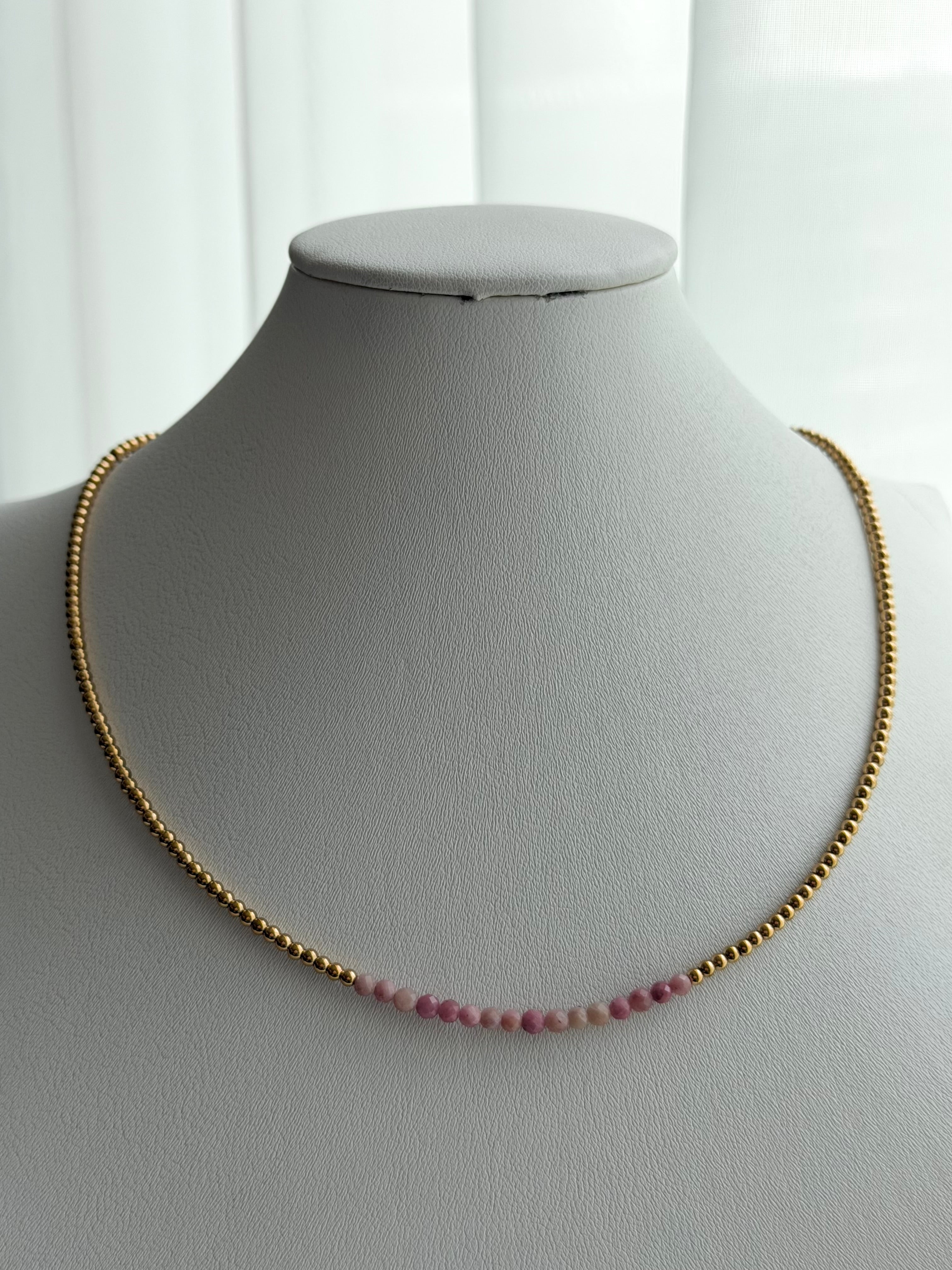 COLLAR BOLITAS CORAL