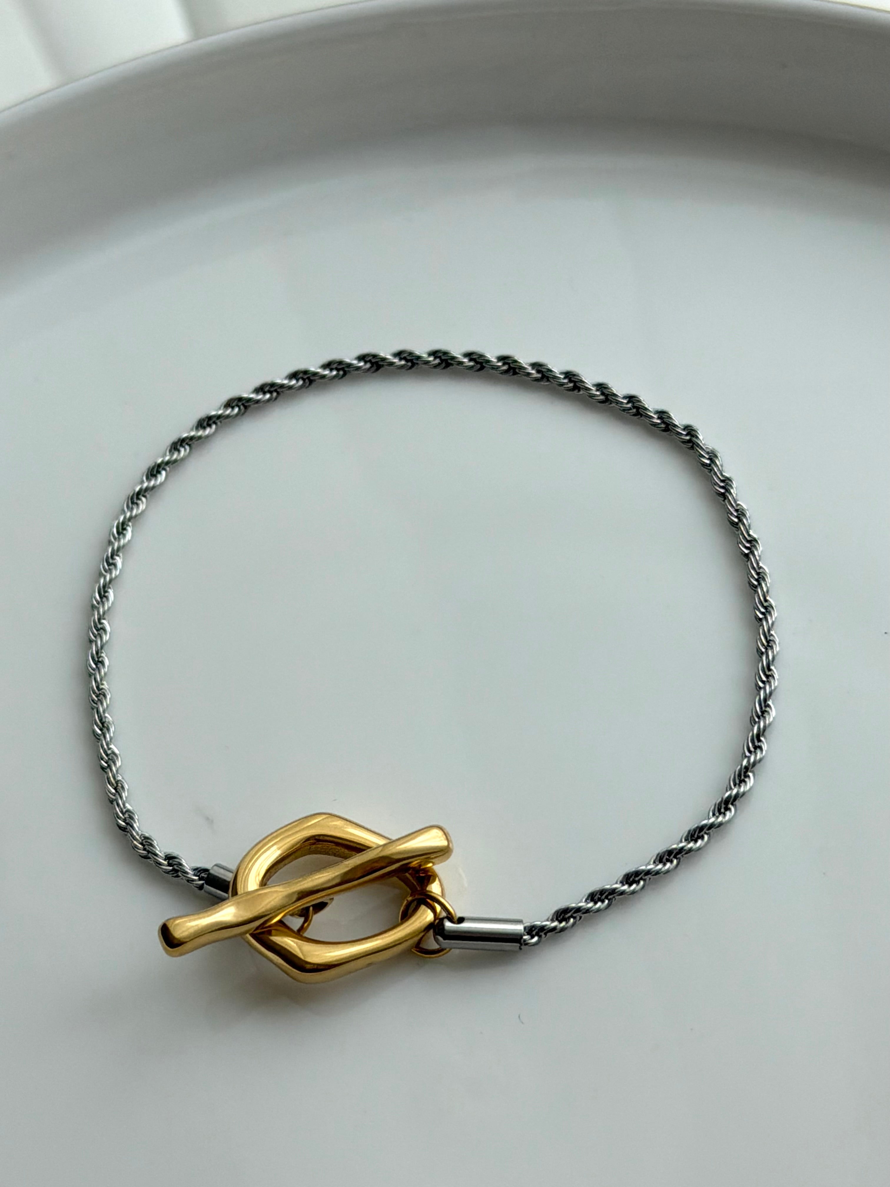PULSERA CADENA DELGADA