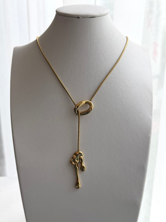 COLLAR CORBATERO