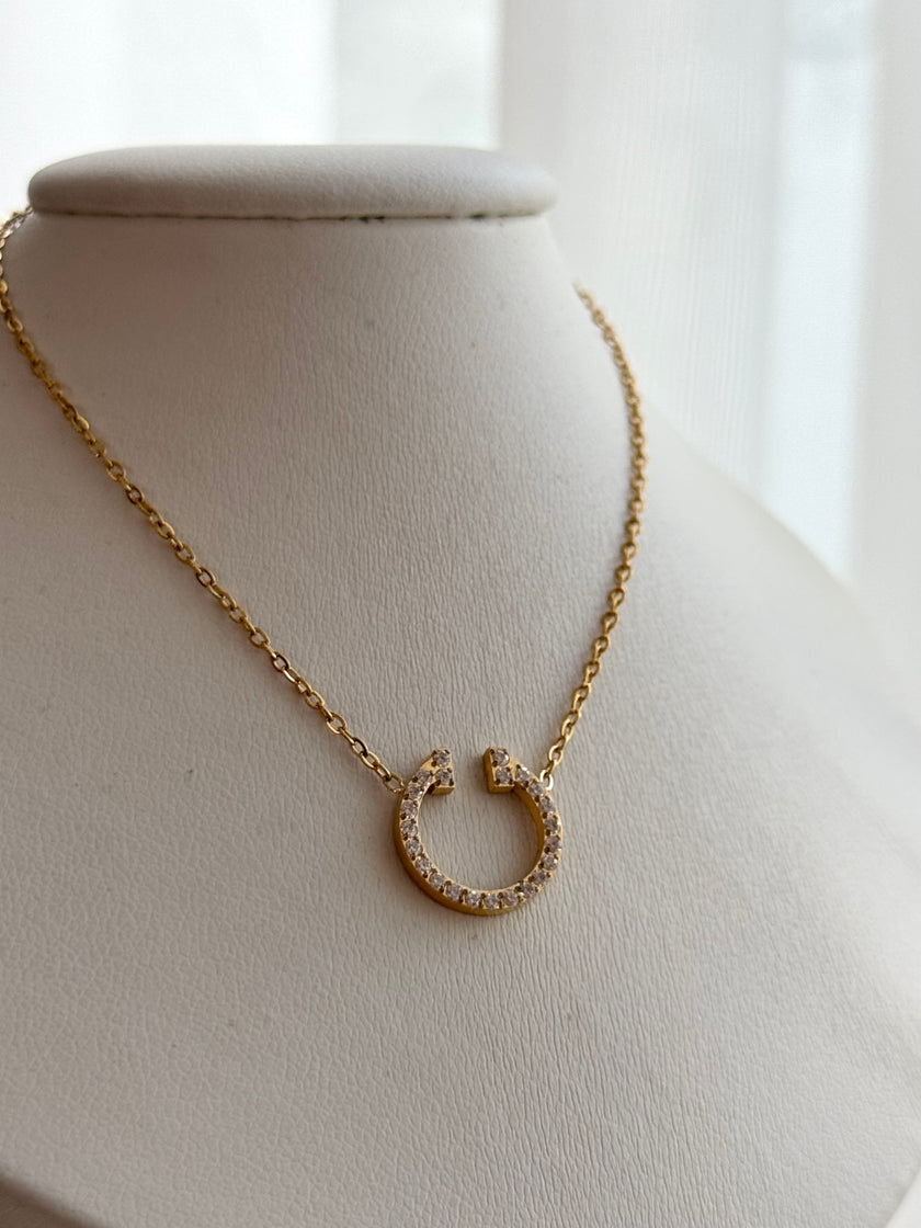 COLLAR T CON CRISTALES DORADO