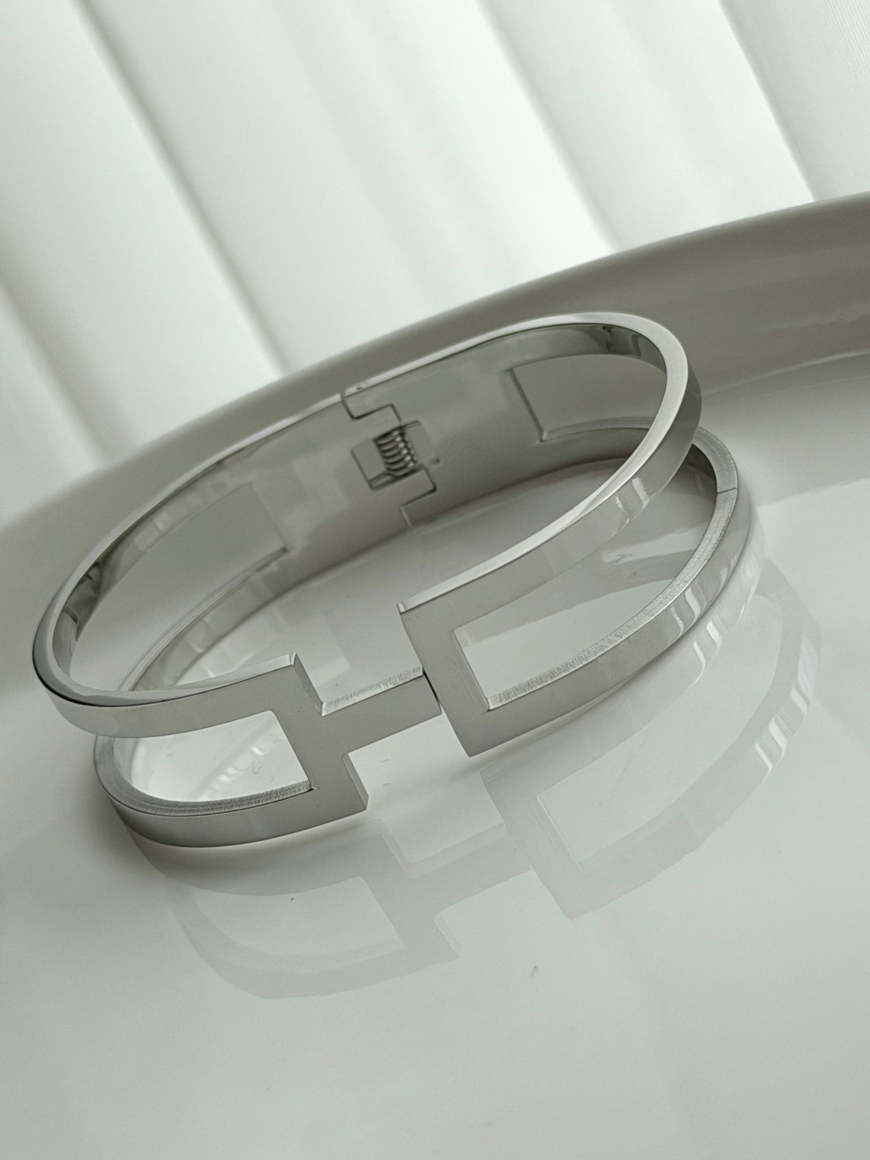 BRAZALETE H
