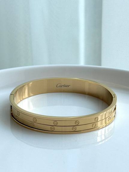 BRAZALETE GRUESO LOVE