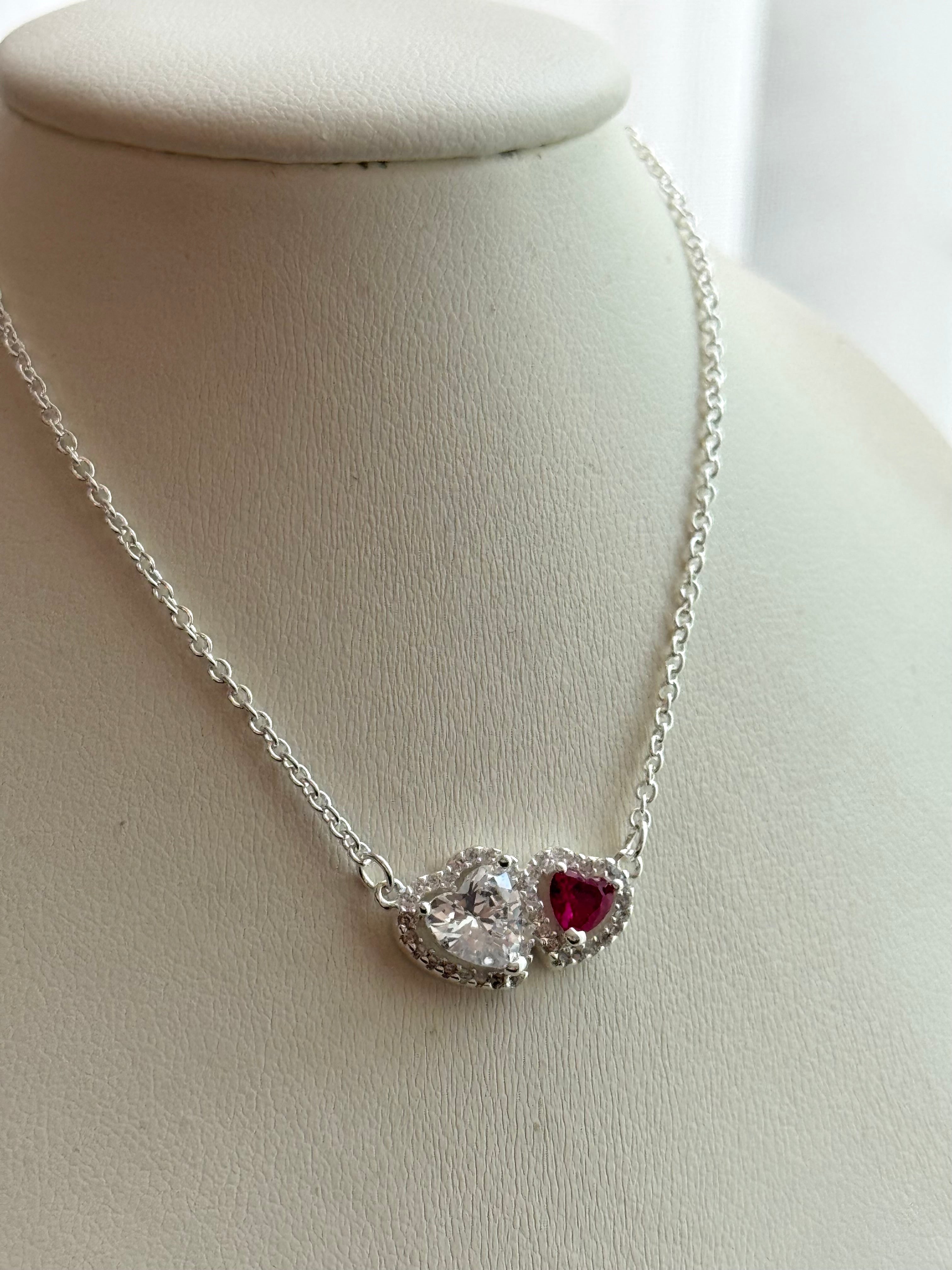 COLLAR DOBLE CORAZON ROJO