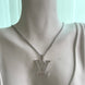 COLLAR INICIALES LV