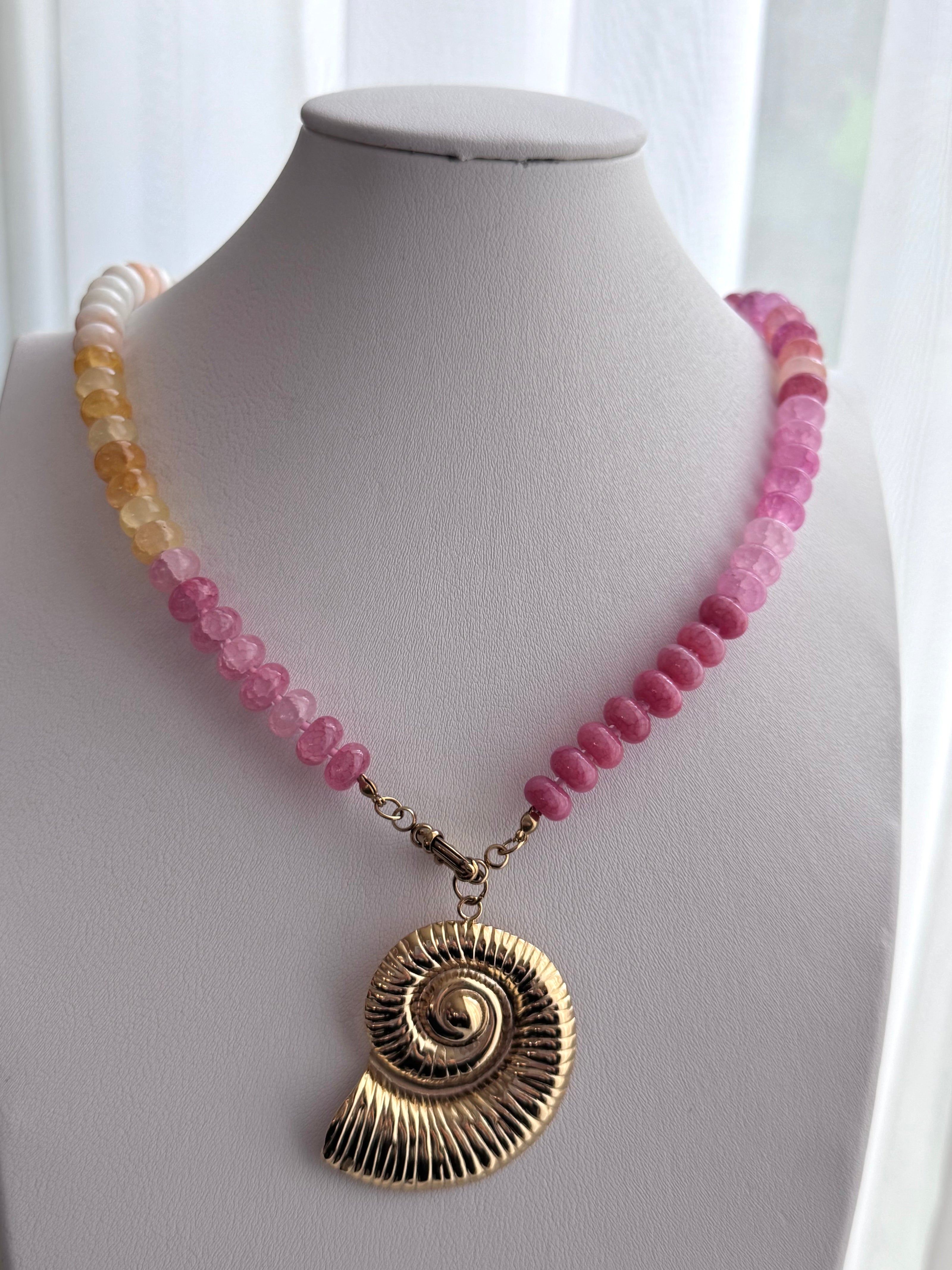 COLLAR POEDRA CRISTAL COLORES DIJE CARACOL