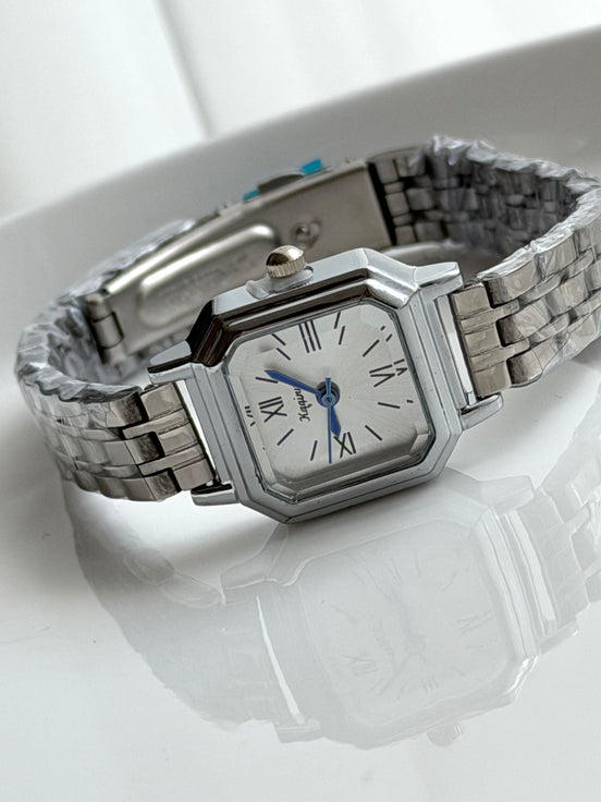 RELOJ CUADRADO PEQUEÑO