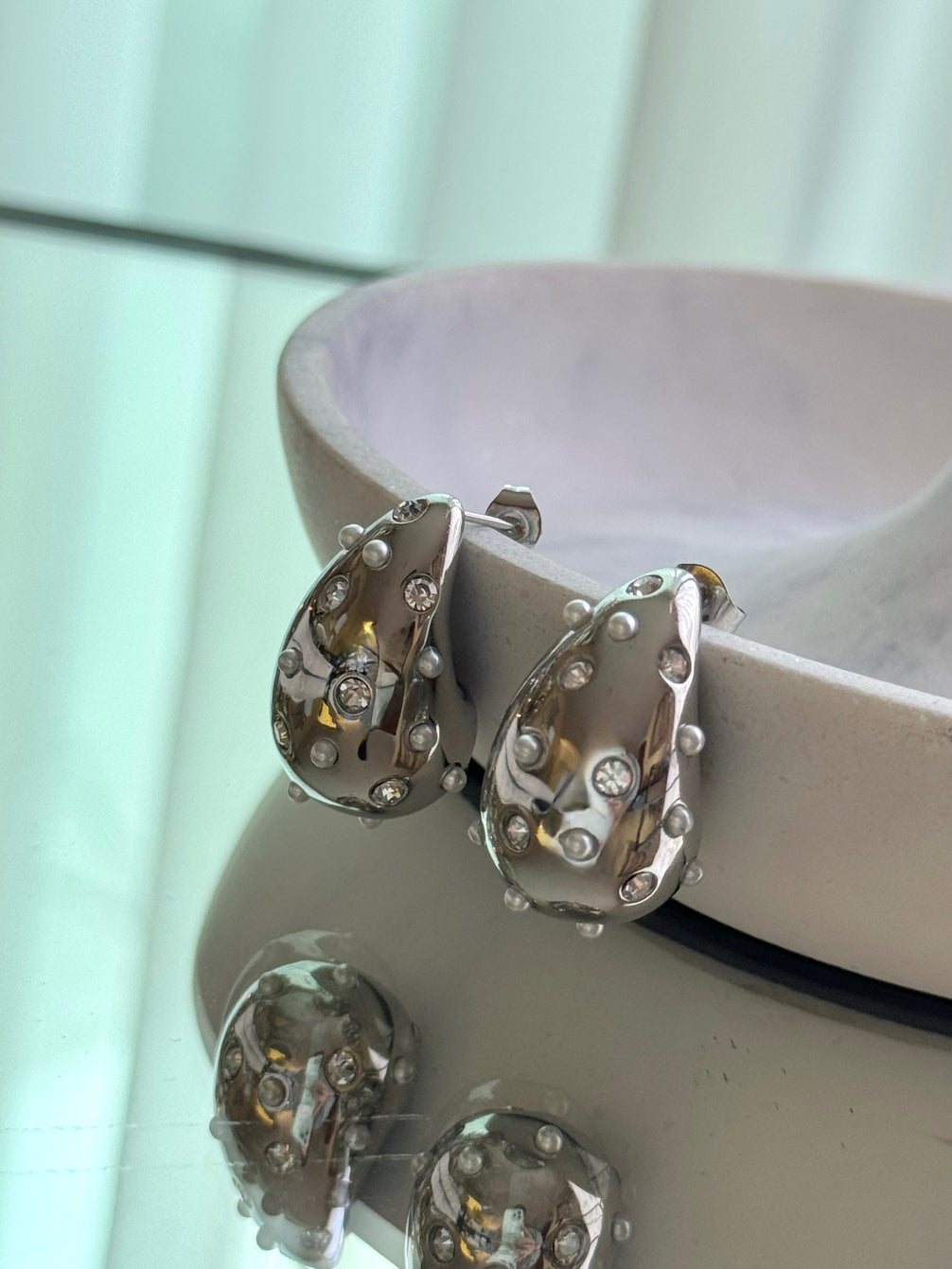 ARETE GOTA CON ZIRCONIA