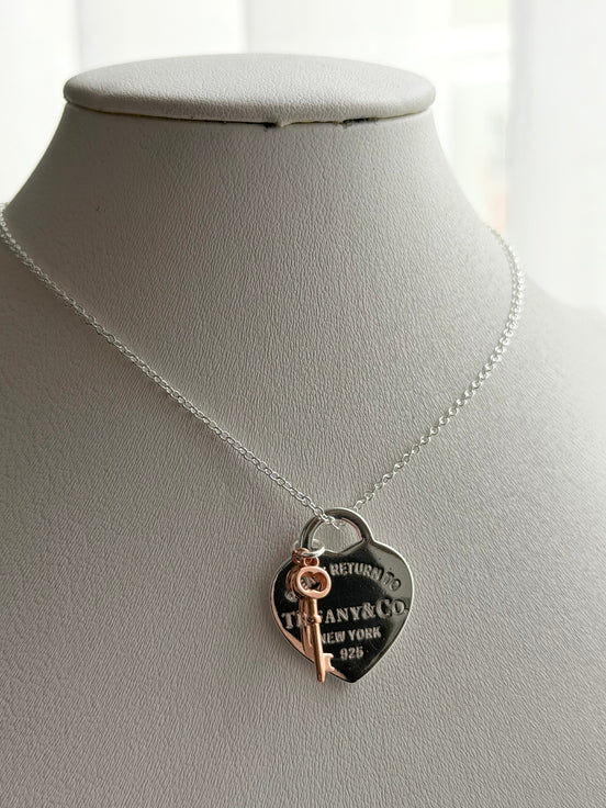 COLLAR CORAZON LLAVE