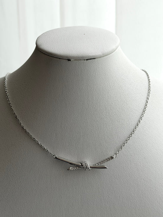 COLLAR NUDO LARGO