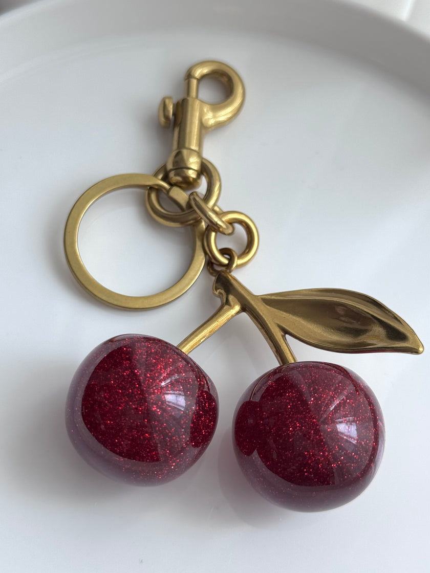 LLAVERO CEREZA ROJO