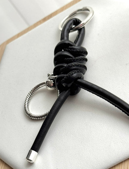 LLAVERO NUDO NEGRO